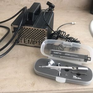Temptu Airbrush Machine